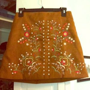 Flower Embroidered skirt